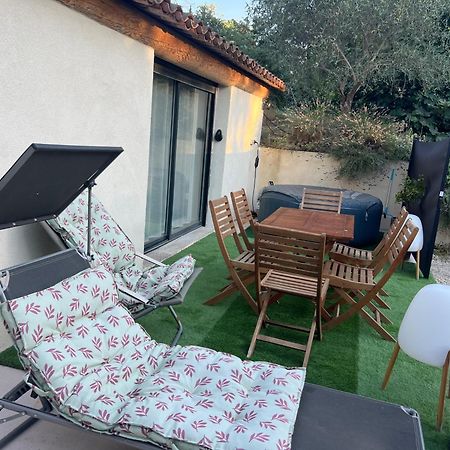 Ferienwohnung L'Escale Meyreuil Exterior foto