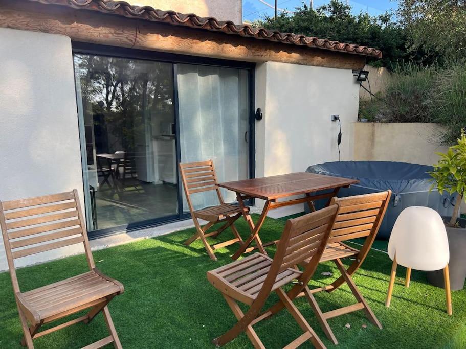 Ferienwohnung L'Escale Meyreuil Exterior foto